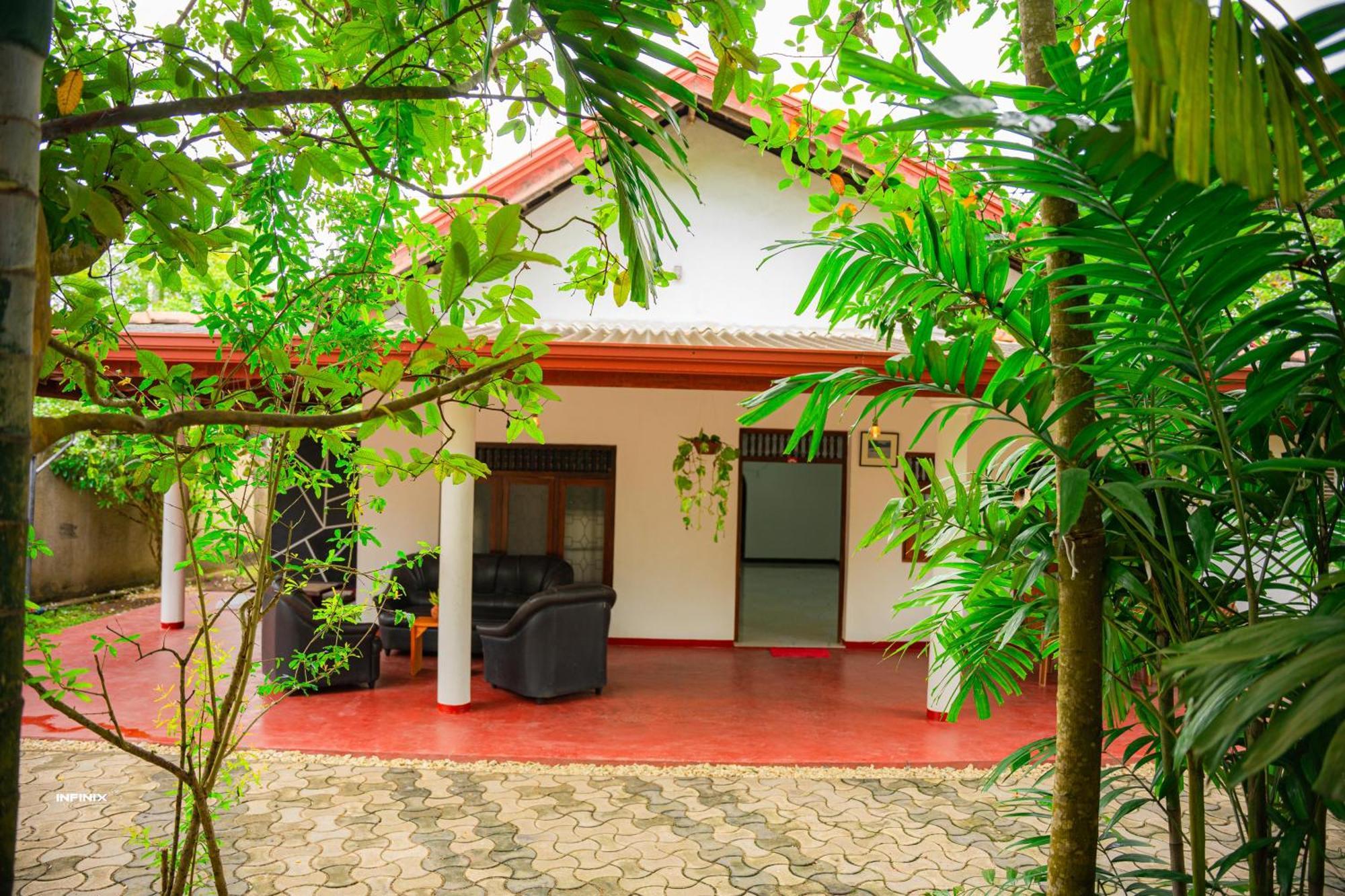 Hanguk Villa Mirissa Exterior photo